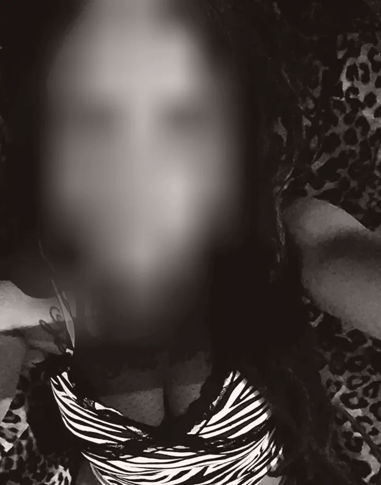 Demi, 35