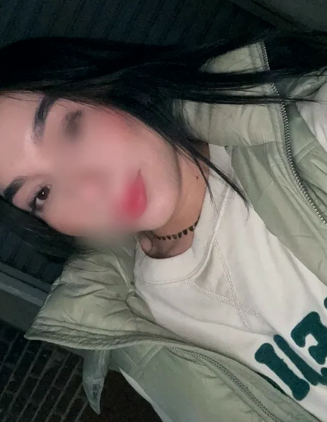 Grace, 23